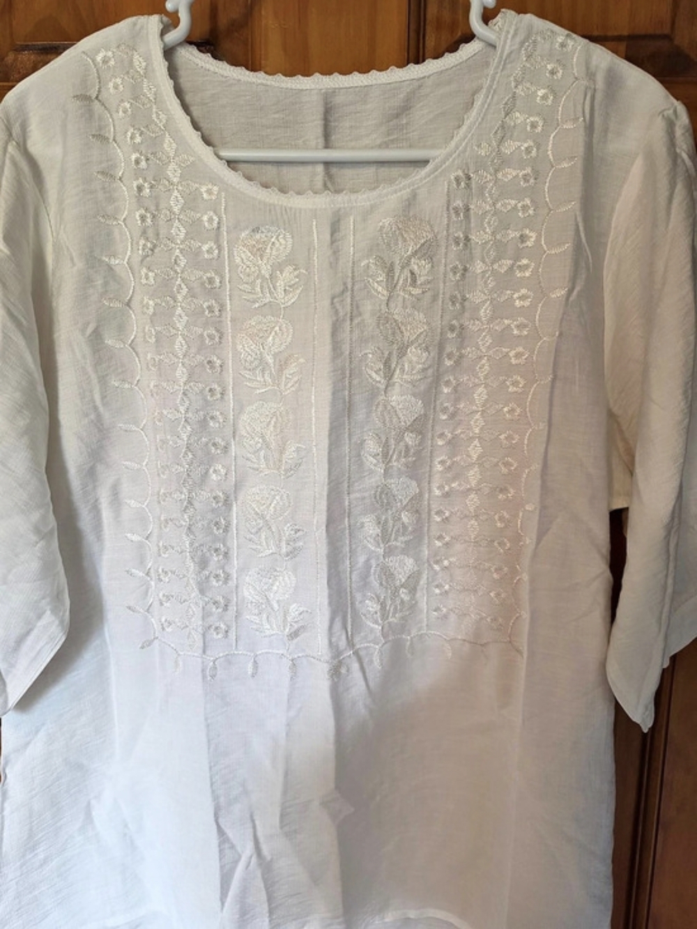 Embroidered White Tunic - Picture 2 of 4